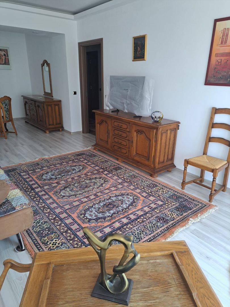 De inchiriat apartament 2 camere Isaran, Tractoru, Coresi - Poză 3