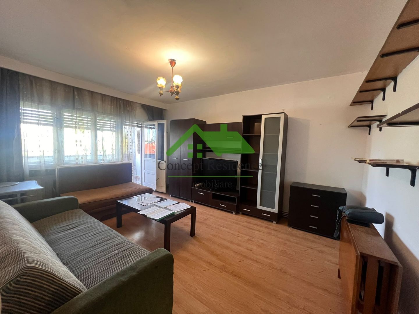 Apartament cu 3 camere | Decomandat | 76 mp utili | Garaj sub bloc - Poză 1