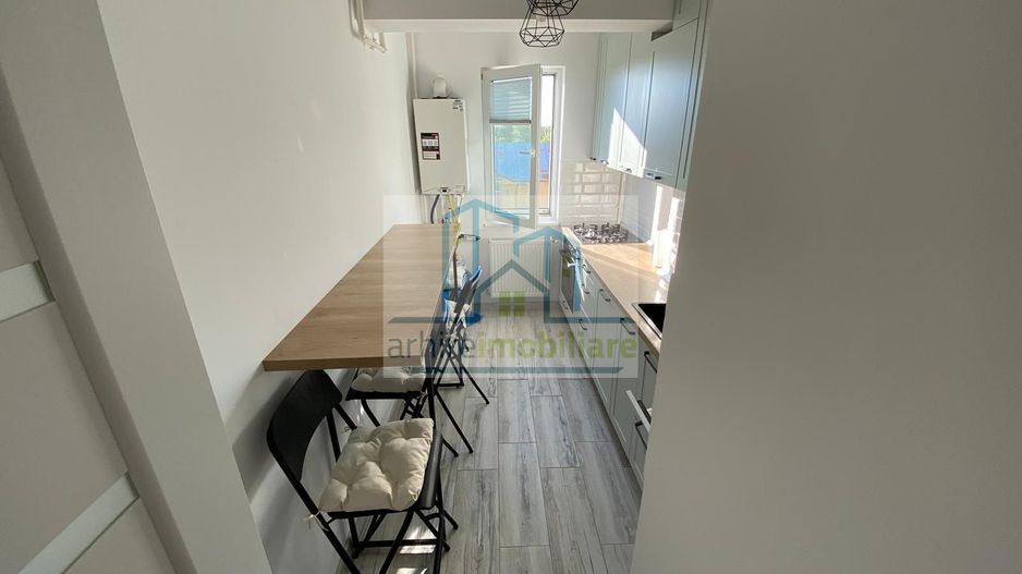 Apartament 3 camere decomandat zona Trapezului - Poză 13