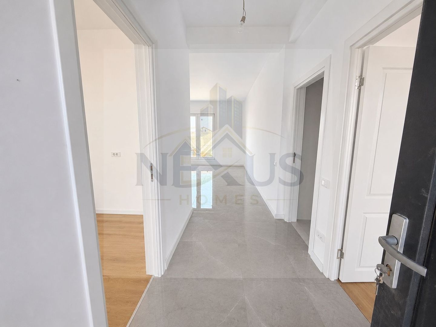 Comuna Berceni - Miorita | 4 cam - 386 mp teren - Terasa - Poză 8