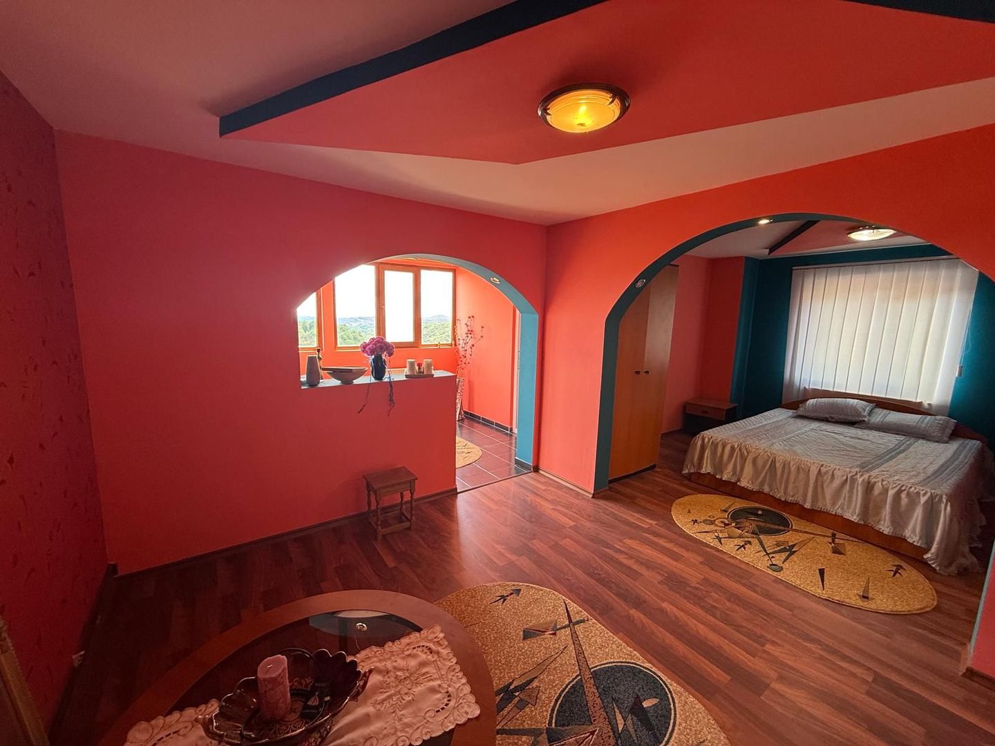 Vila S+P+1,+ garaj inchis + terasa si teren intravilan 6300 mp - Poză 21