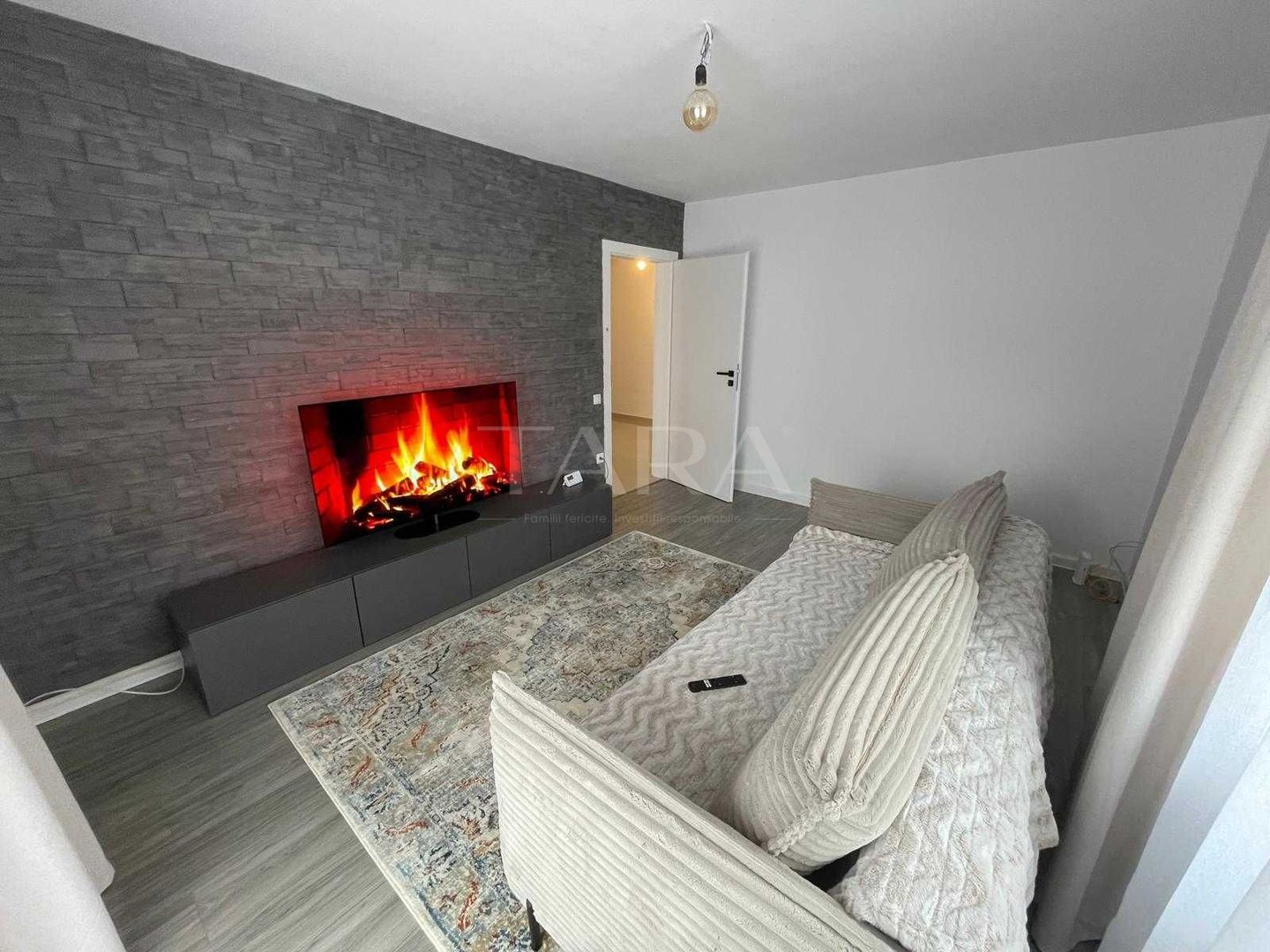 !!OCAZIE!! APARTAMENT DE VANZARE - Poză 1