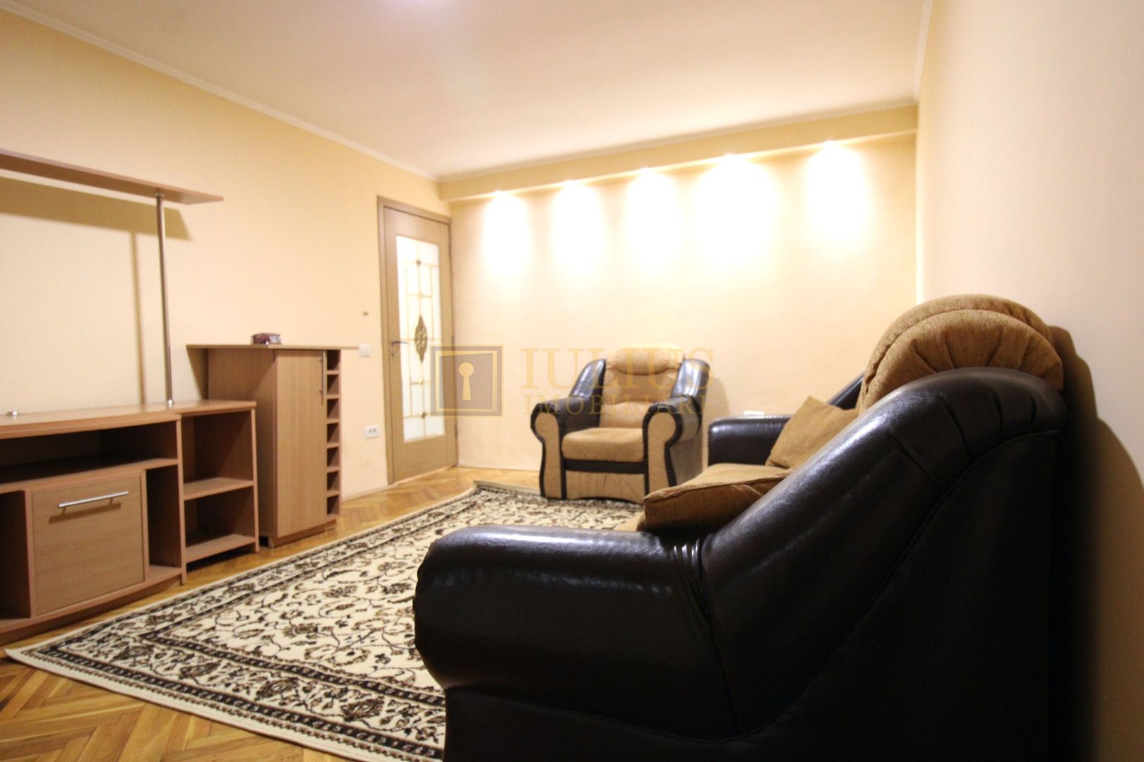 3 camere,  prima inchiriere, centrala proprie, zona Soarelui - Poză 3