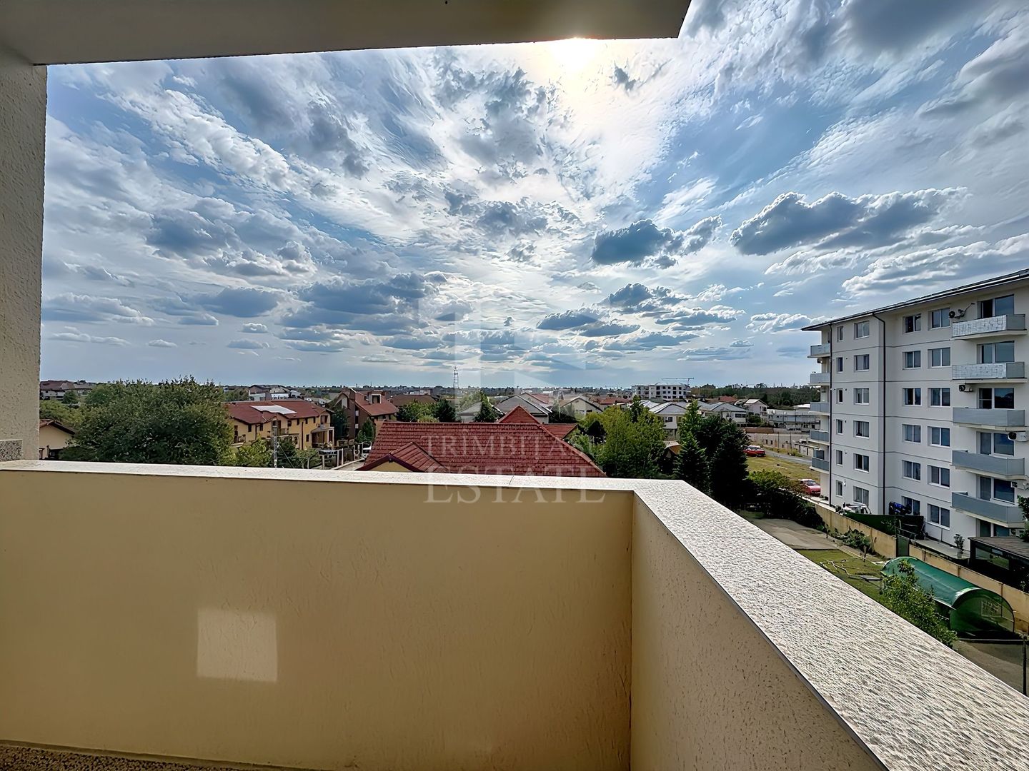 3 camere 88 mp 2 terase 2 băi 2 dressinguri etaj 3/4 lift Sos Cernica - Poză 19