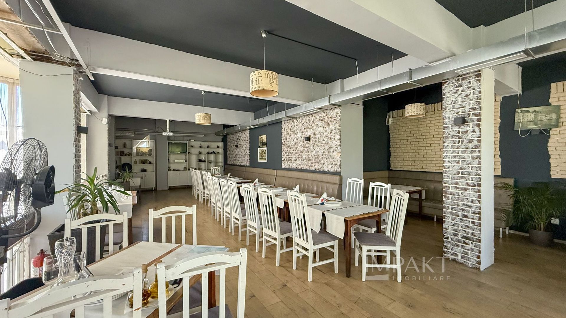 Spatiu comercial alimentatie publica  Piata Cipariu, 264 m2, TERASA - Poză 1