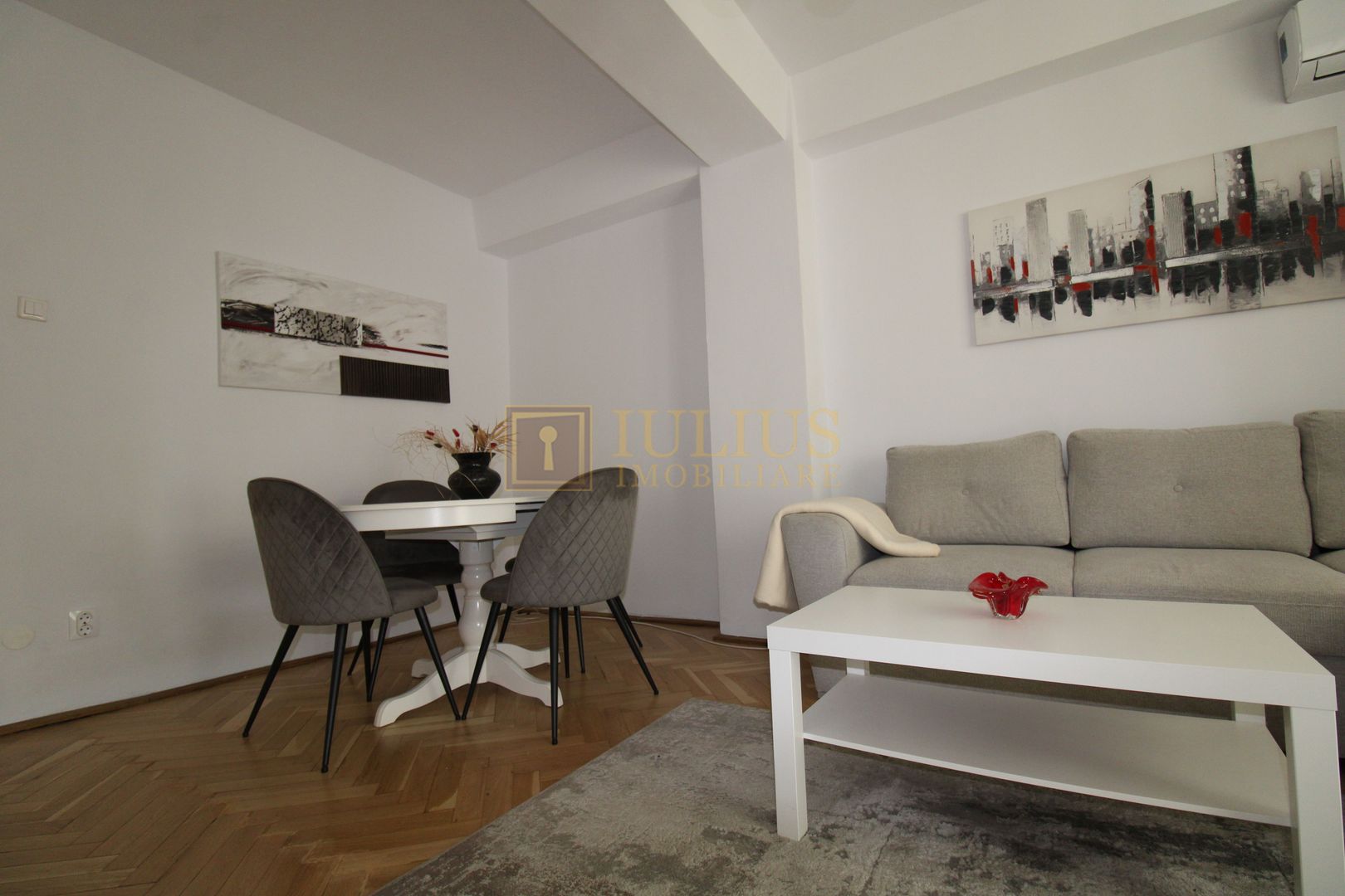 3 camere decomandate, balcon generos de 17 mp, bloc modernizat-Gh Lazăr - Poză 6