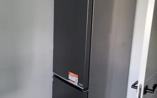 De inchiriat apartament cu 2 camere la Papadie, etaj 3, renovat, 550 E - Poză 20