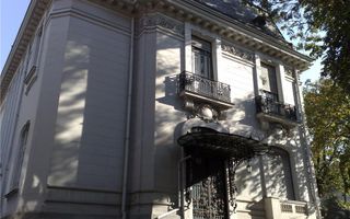 BRASADAS vinde vila cu 16 camere in zona ROMANA. - Poză 1