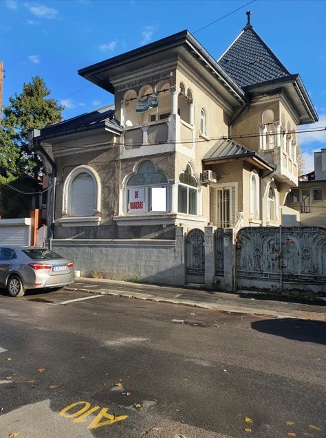 Vila de patrimoniu spatioasa I Zona Mihai Bravu I Teren 443 mp - Poză 2