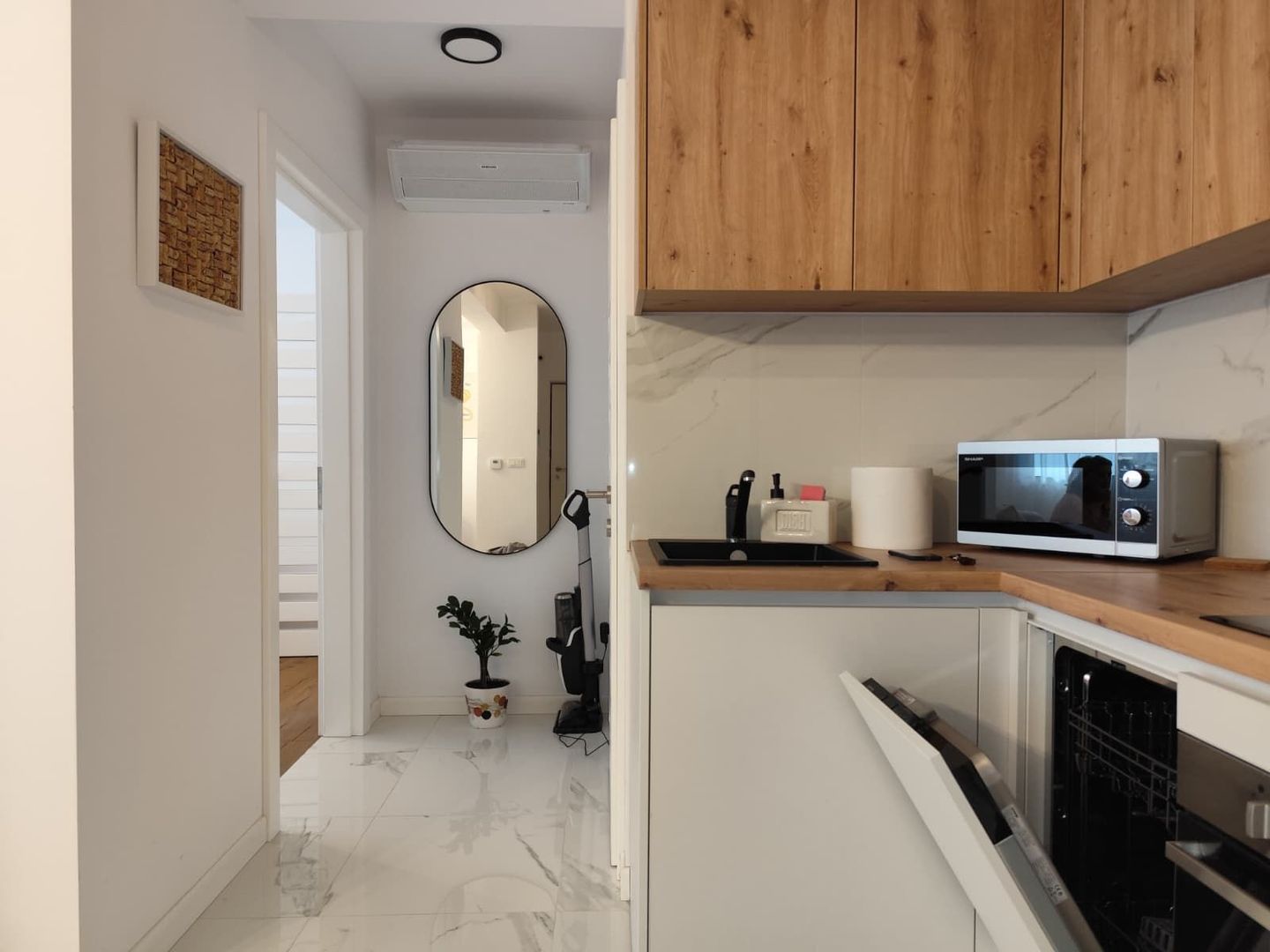 Apartament 2 camere de inchiriat situat central, Oradea - Poză 10