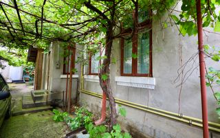 Casa interbelica de vanzare | Ultracentral, Ploiesti | COMISION 0% - Poză 1