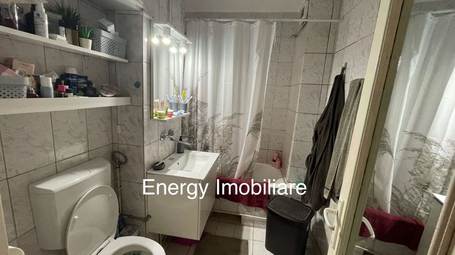 Apartament cu 3 camere, zona Tudor - Poză 7