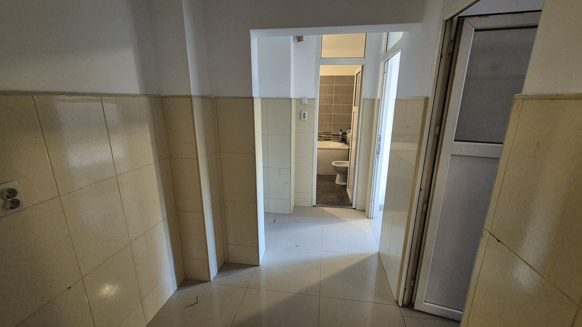 Spatiu comercial 78,66 mp - sos. Virtutii - Poză 10