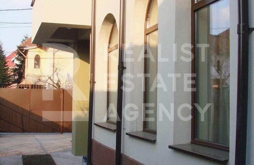 Chirie, casa cu 8 camere, Eroii Revoluției - Poză 8