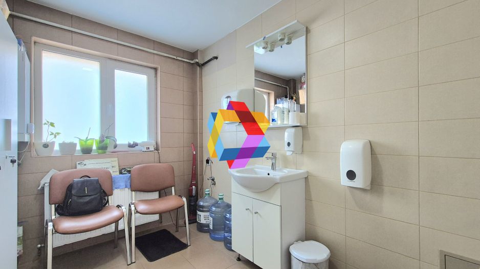 Cabinete stomatologice / medicale zona Astra Brasov - 90 mp - Poză 14