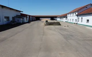 Proprietate industriala  la 35 km de TM - Poză 56