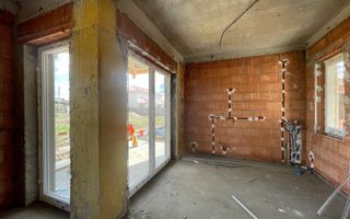 Duplex pe parter - 3 camere - zona Valery - 145.000€ - Poză 4