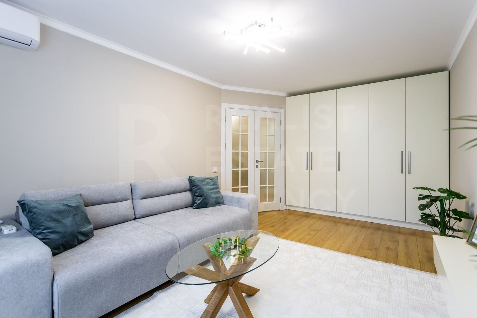 Vânzare, apartament 2 camere, str. Ion Dumeniuc, Ciocana - Poză 5