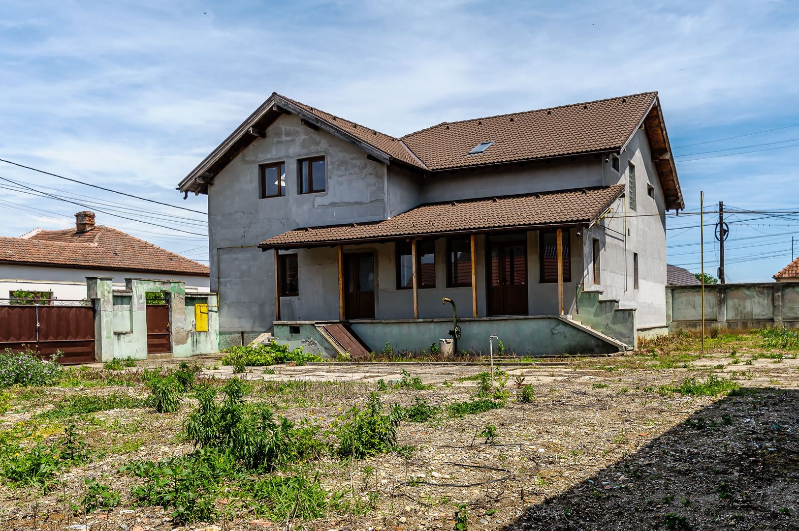 Imobil cu vizibilitate maximă și teren generos în Aradul NOU. - Poză 2