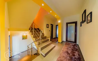 Vila de lux, D+P+E+M, Gradiste, la cheie, 300mp, 6 camere, teren 580mp - Poză 16