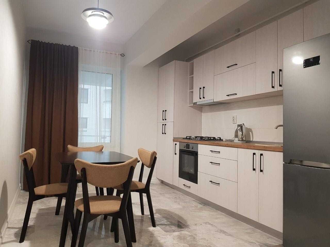 Apartament 2 camere modern SD Copou Royal 470 euro - Poză 1