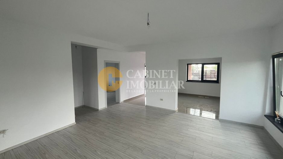 Casa 3 camere 500 Mp Teren Valea Lupuui - Poză 6