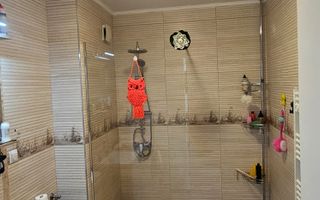 Apartament la cheie / etaj intermediar / Zona Eroilor - Poză 12