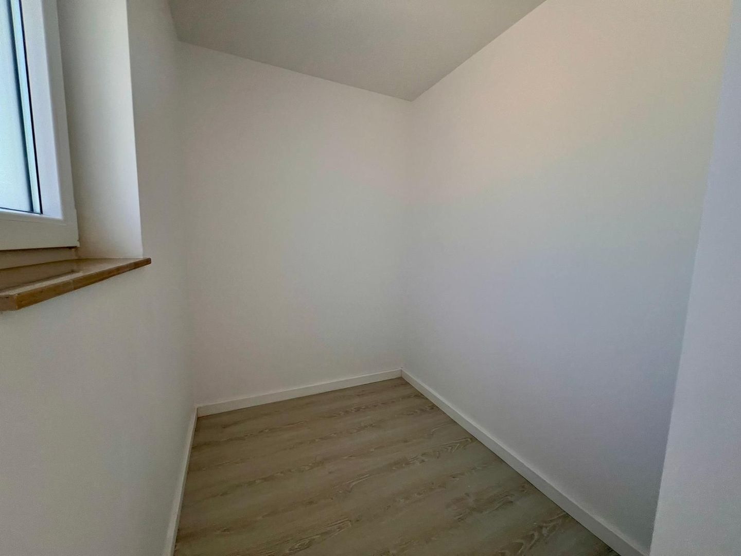 Vila 3 camere Cosmopolis - Poză 6