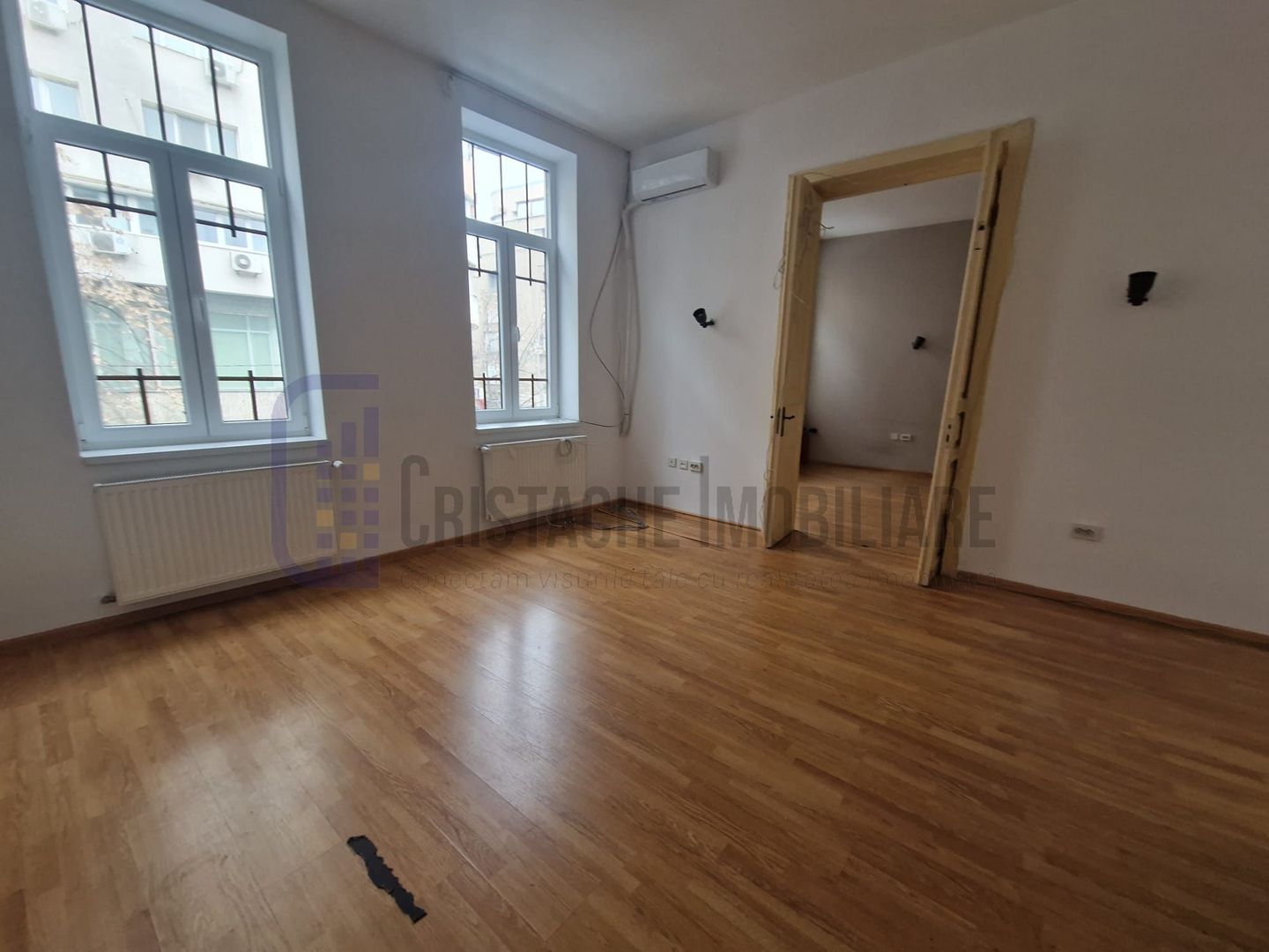 Spatiu comercial in vila, etj. 1 + mansarda, 220 mp, Piata Amzei - Poză 2