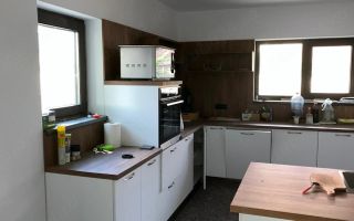 Casă de vânzare în Valea Ursului, Iași – 4 dormitoare, 2 băi, acces din strada principală - Poză 4