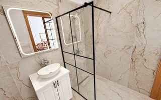 Apartament cu 3 camere și curte privată | Parcul central | Parcare - Poză 10