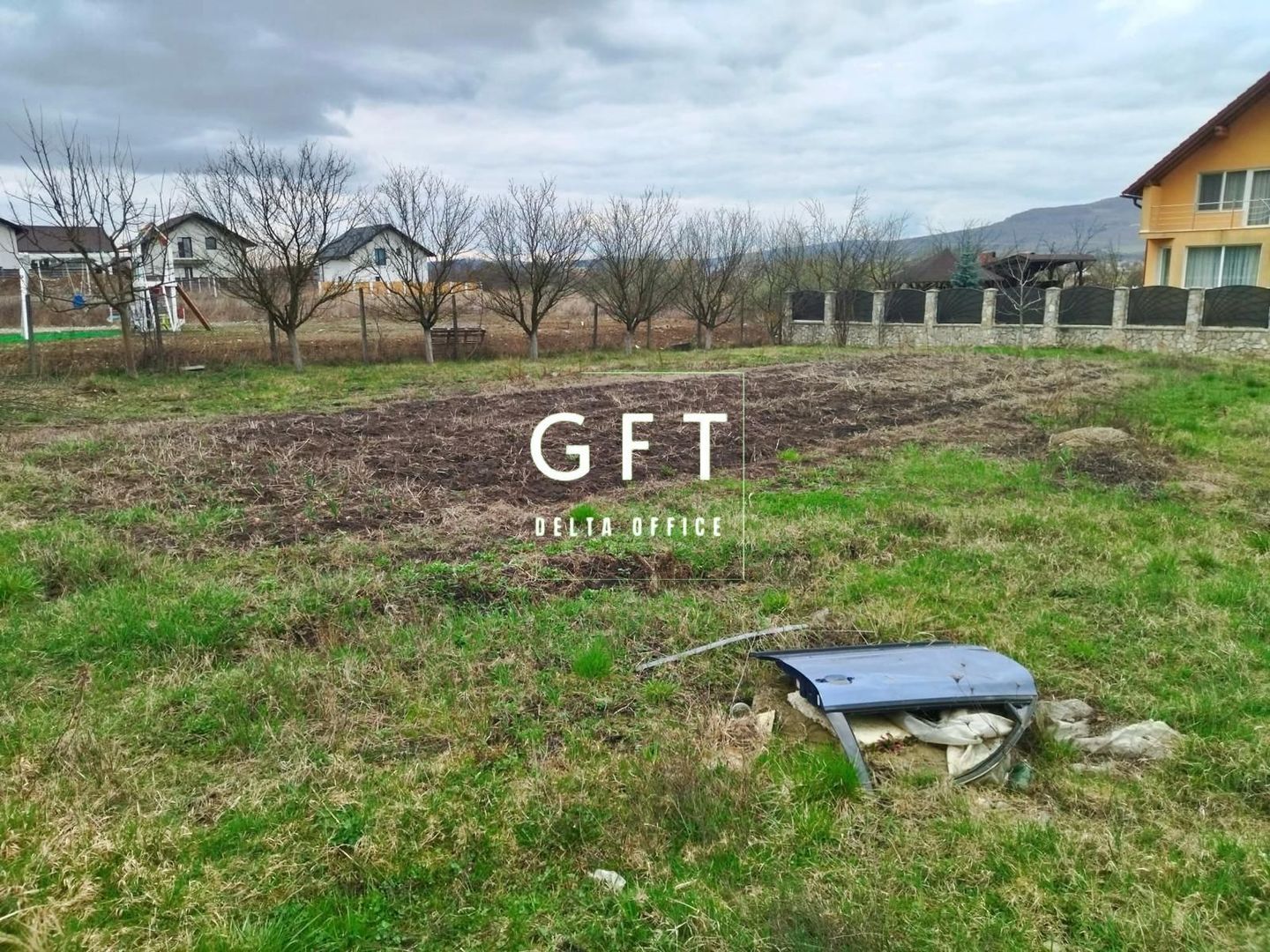 Teren intravilan 613 mp cu utilitati-ideal casa-Valea Ghinzii - Poză 1