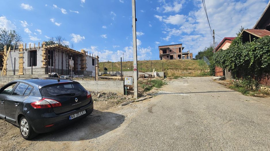 500 mp – Nord Pitești! Toate utilitățile, loc ideal pentru casa - Poză 3