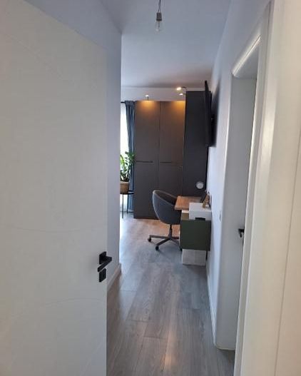 3 camere mobilat | 75mp + 80mp terasa | +parcare | Proprietar - Poză 8