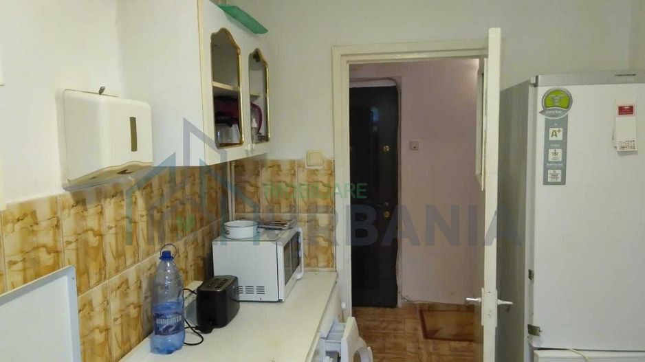 Apartament 3 camere, semidecomandat, în zona Podul de Piatra, Iași - Poză 2