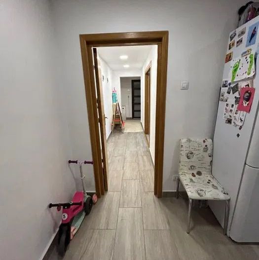 APARTAMENT 3 CAMERE DECOMANDAT & RENOVAT CENTRALA TERMICA BLOC 1978 PACII - Poză 4