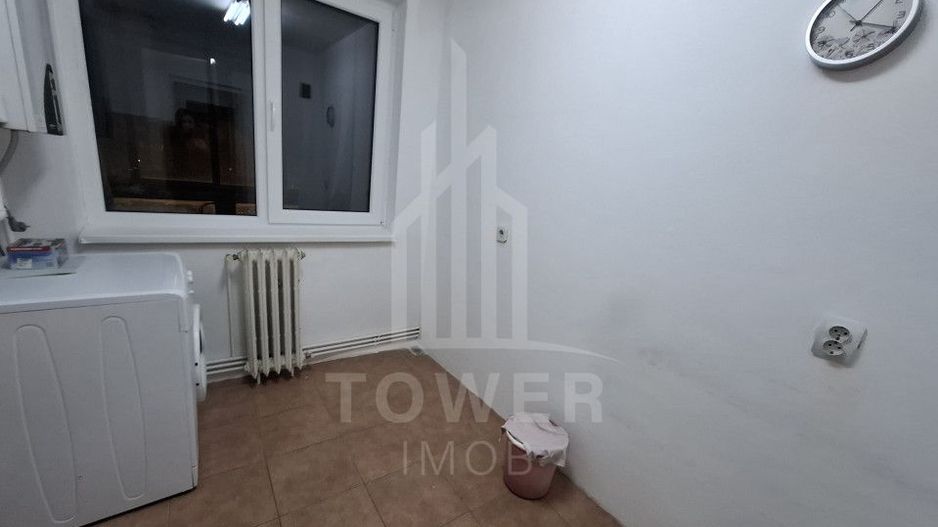 Apartament 3 camere decomandat 66 mpu si balcon de vanzare zona Ciresca - Poză 4
