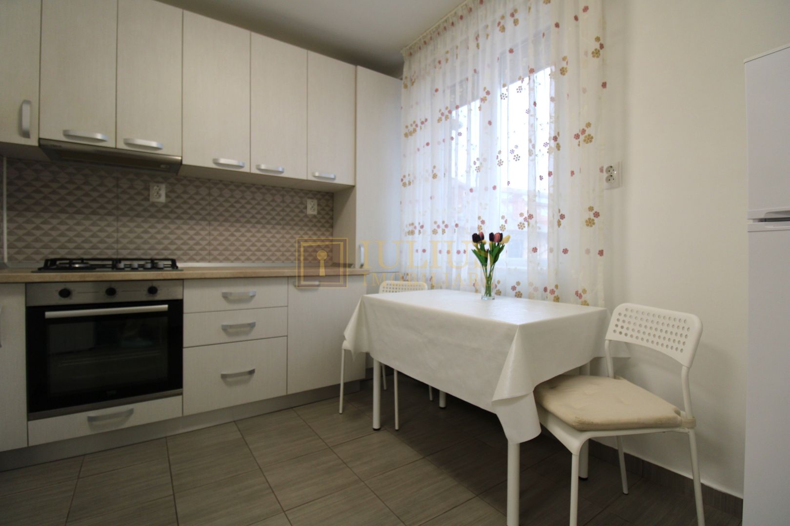 B. Victor Babes, centrala proprie, 2 camere, perfect pentru stundenti. - Poză 13