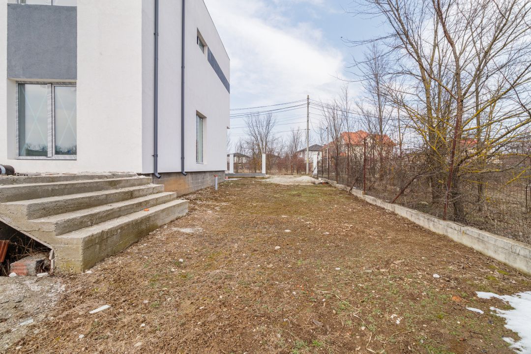 Casa Corbeanca ,curte generoasa, terasa si loc de parcare - Poză 4