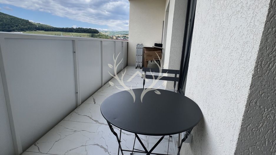 Apartament cu 2 camere, totul nou, parcare subterana – Str. E - Poză 6