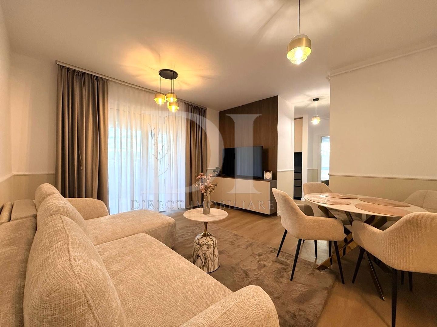 Apartament a cheie / trei camere / Zona Tineretului - Poză 1