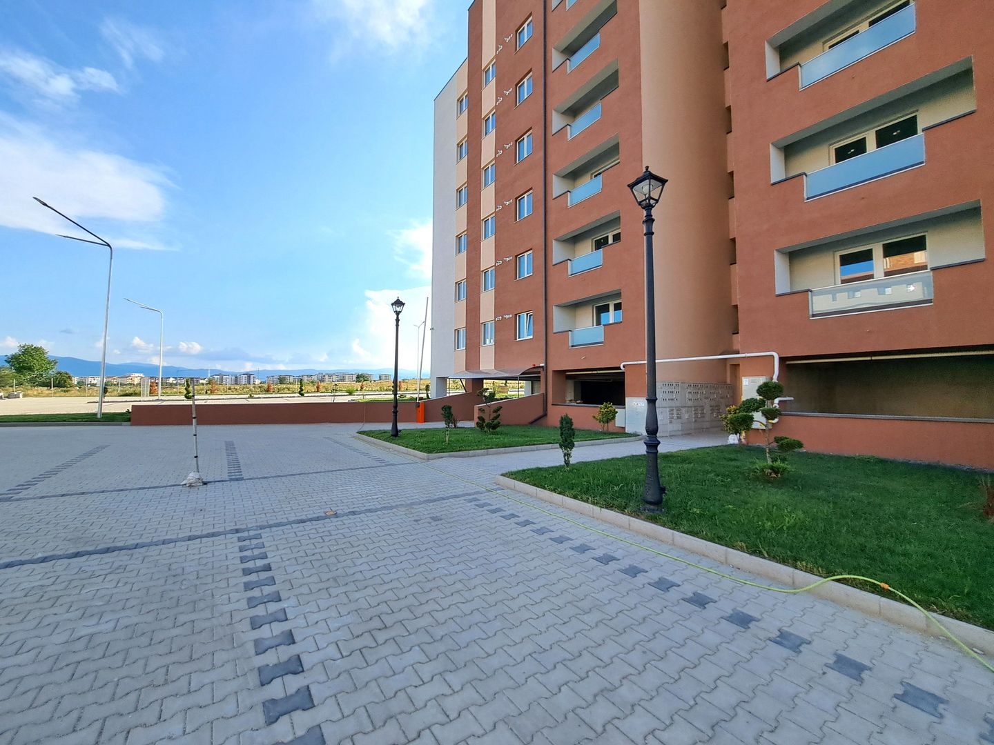 Apartament 3 camere, 2 bai, balcon mare - Sibiu - Poză 7