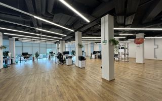 Chirie Spații de Birou 420 m2.și 300m²   sectorul Rîșcani. - Poză 10