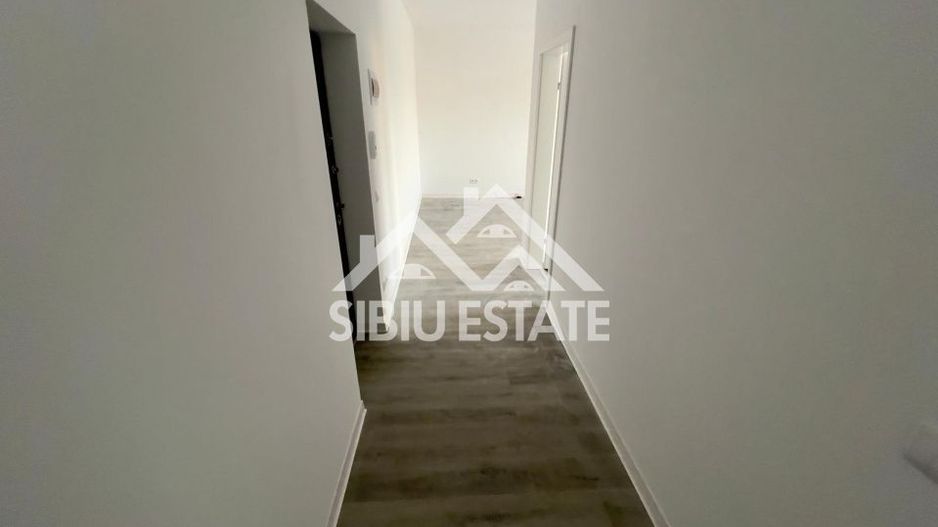 Apartament cu Gradina generoasa de 49 mp 3 camere, terasa, balcon - Poză 13
