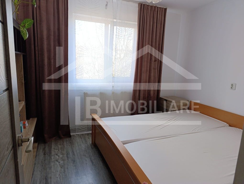 Apartament cu 3 camere, 52mp, Zona Dambu Pietros - Poză 3