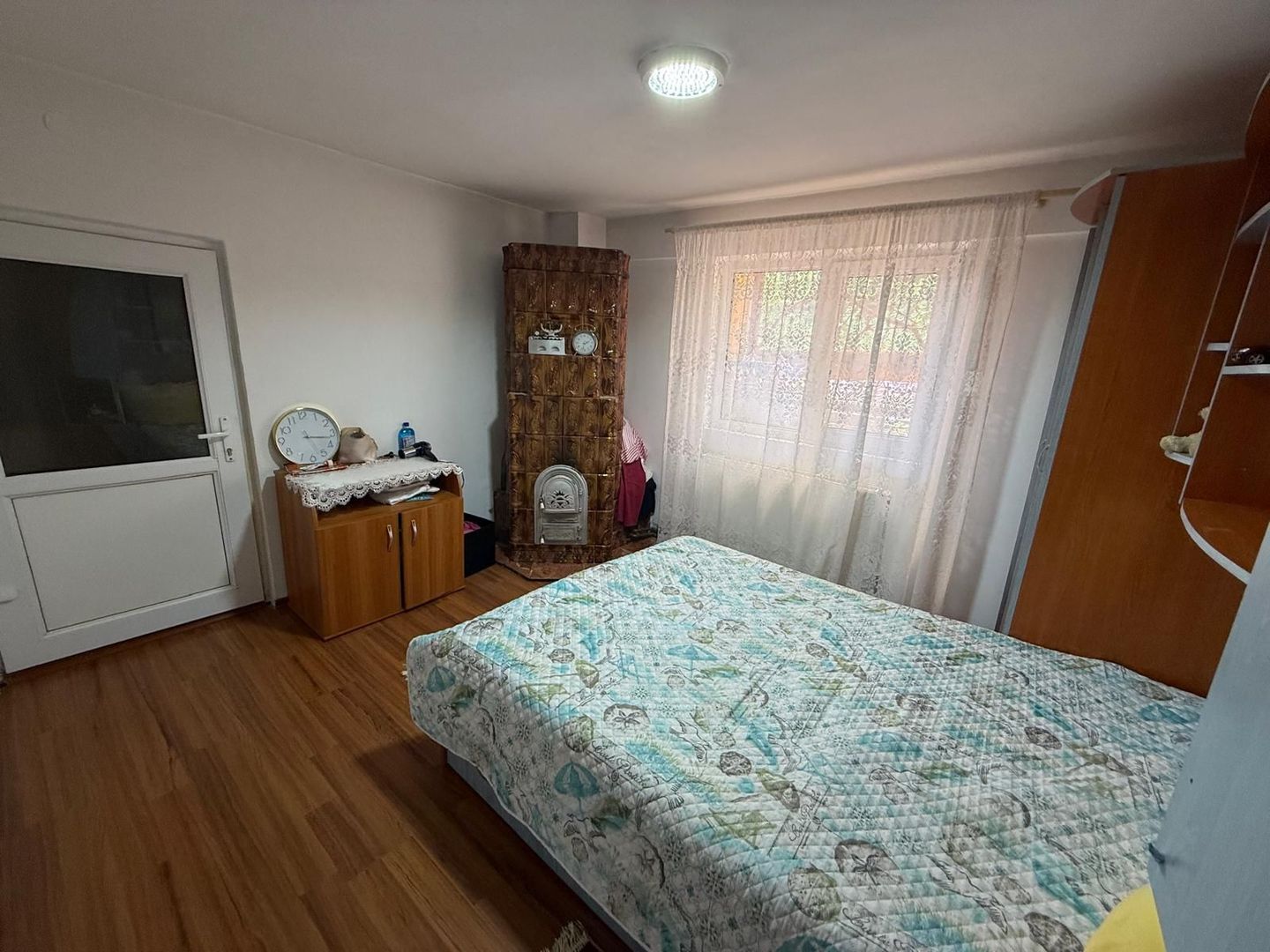 Vila S+P+1,+ garaj inchis + terasa si teren intravilan 6300 mp - Poză 28
