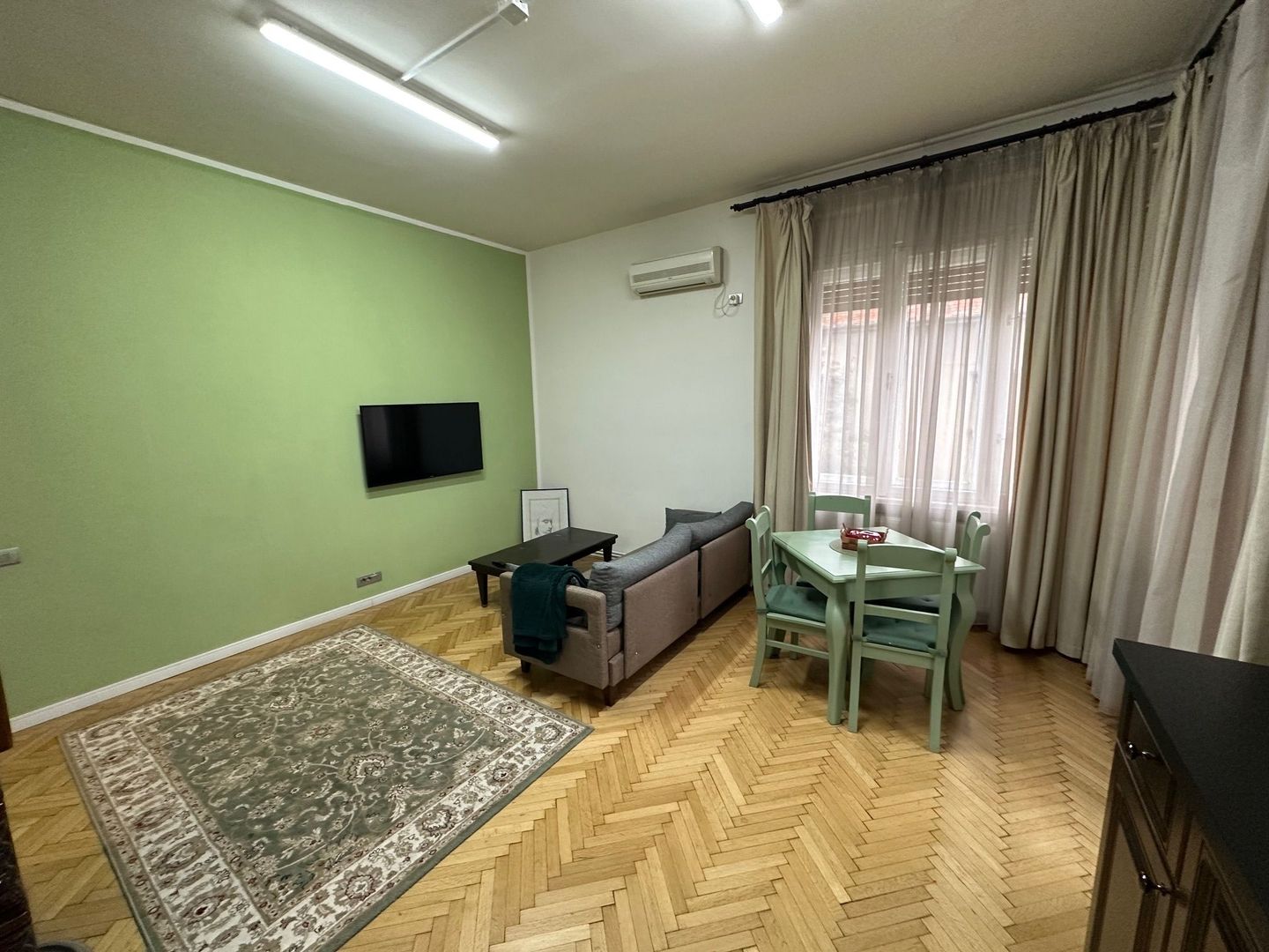 Apartament aproape de Piata Unirii - pretabil si pentru birouri - Poză 3