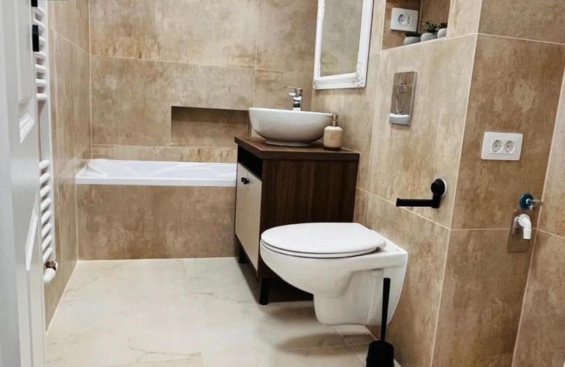 Apartament 3 camere renovat complet, mobilat, Tiglina 1, etaj 2 - Poză 2