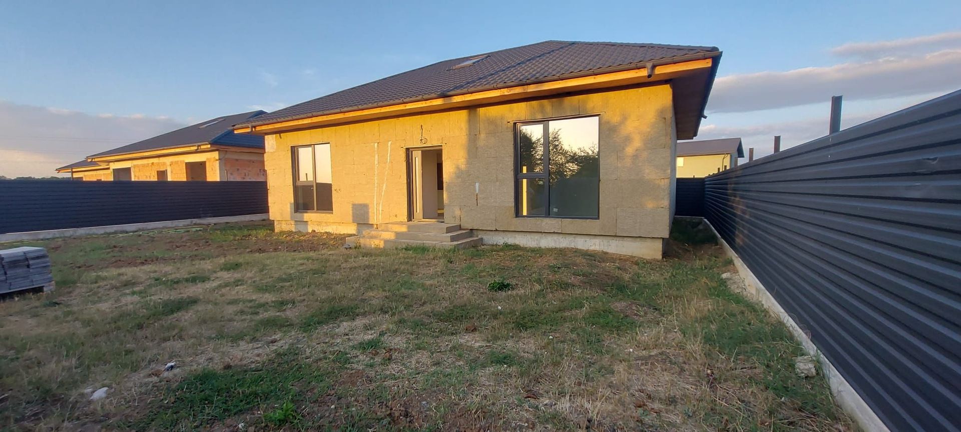 Casă cu 4 camere | Periș | 105 mp utili + terasă generoasă - Poză 9