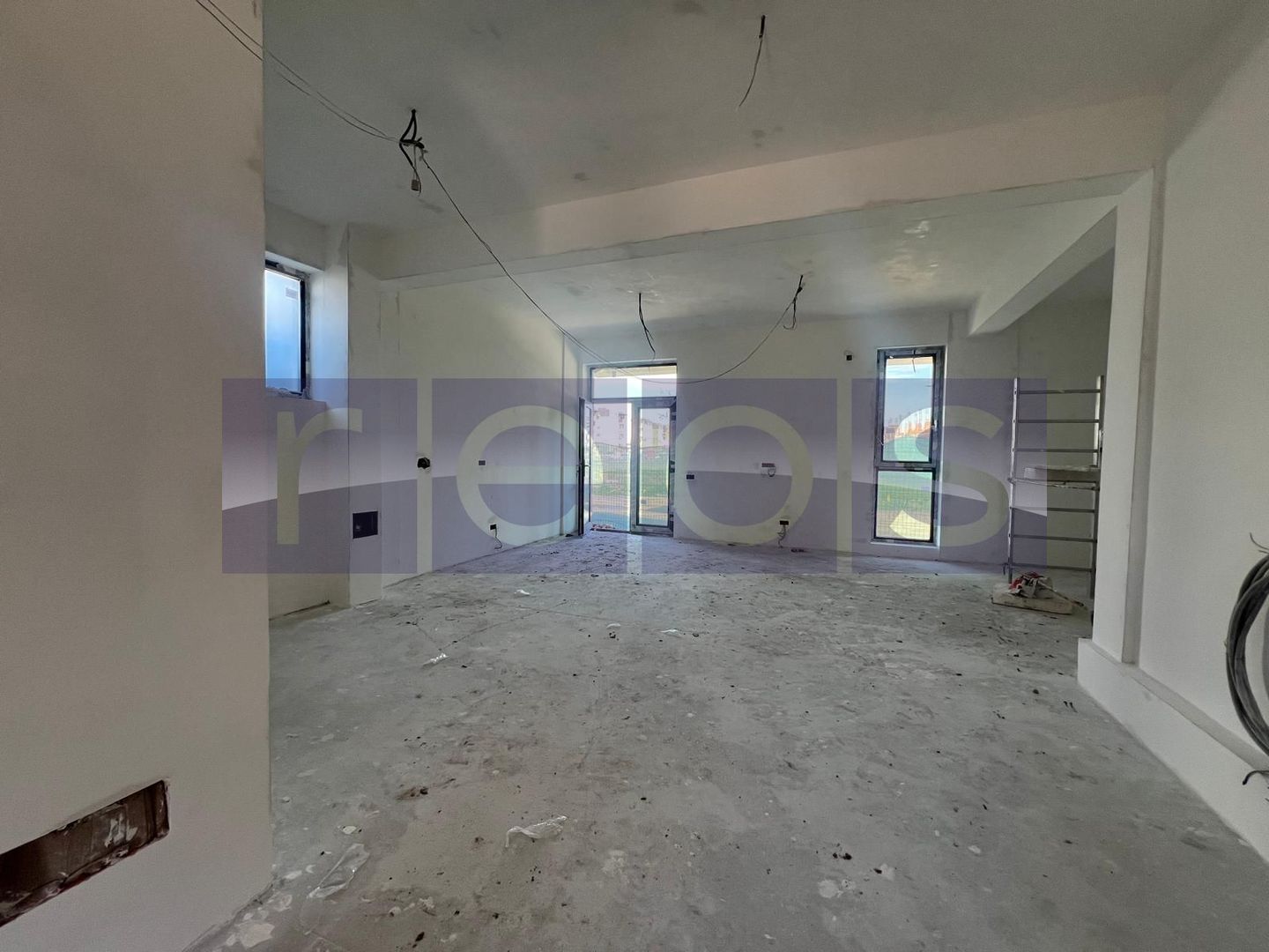 VANZARE SPATIU COMERCIAL | BLOC 2026 | ZONA PALLADY - Poză 1